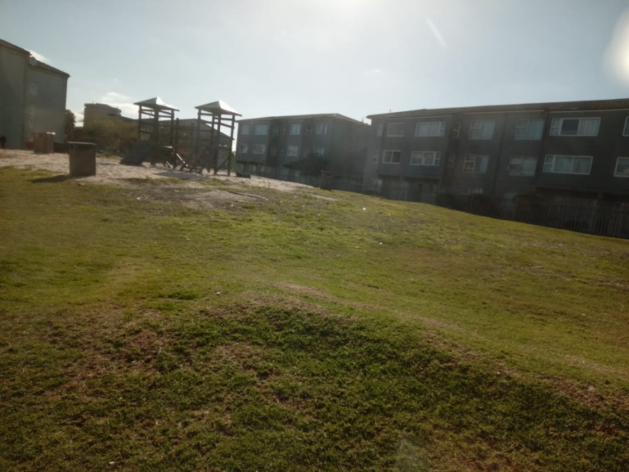 2 Bedroom Property for Sale in Bellville Central Western Cape